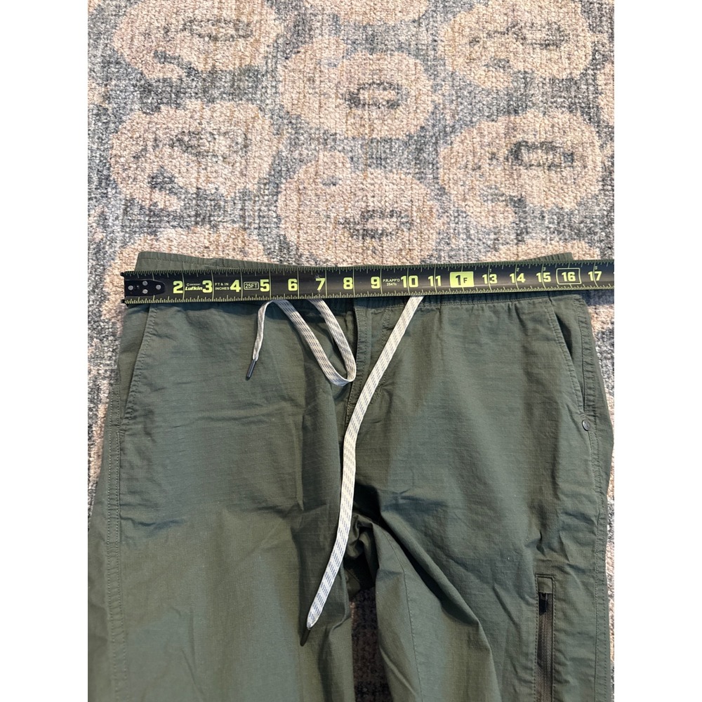 Vuori Women's Ripstop Pants Army Green Size Medium Pristine Condition - Picture 3 of 6